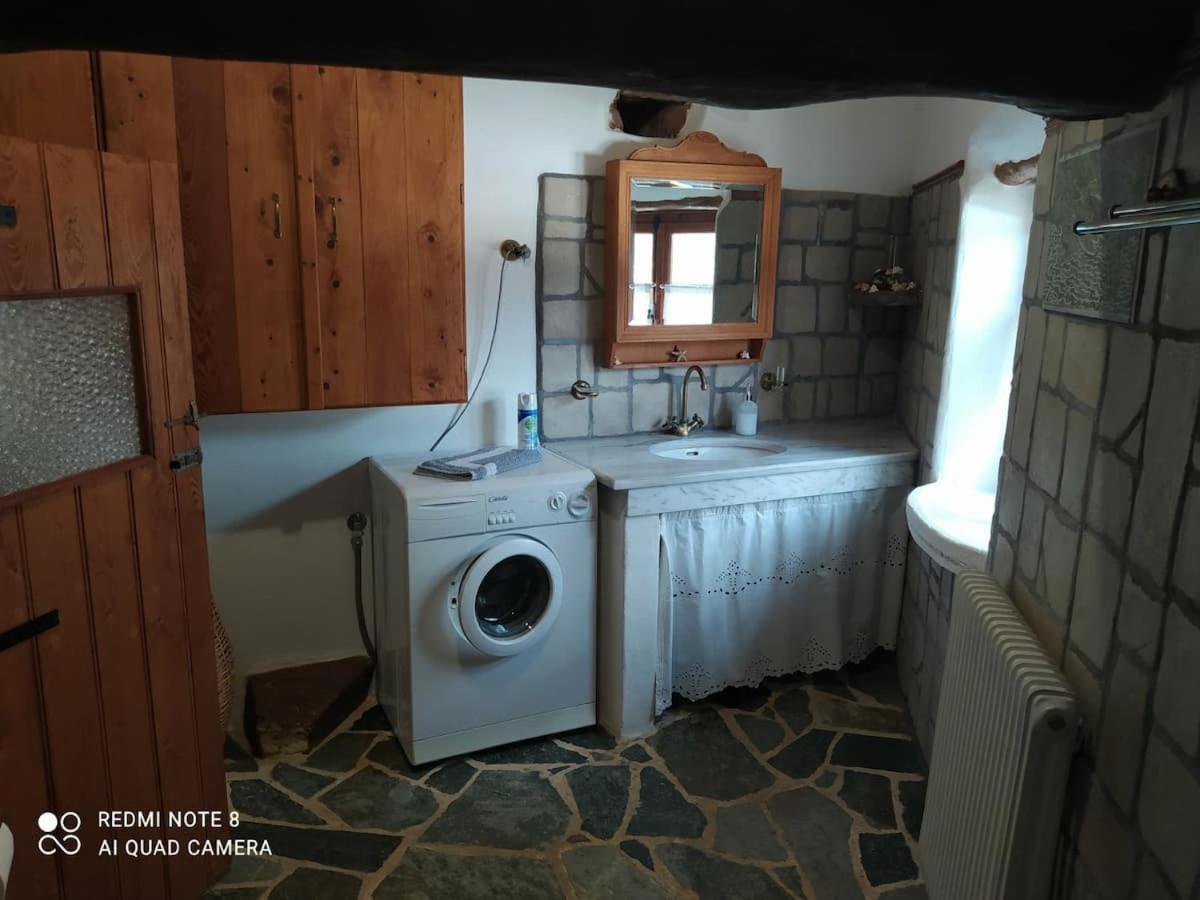 Afrodite'S House-Restaurated Oil Factory Agia  Bagian luar foto