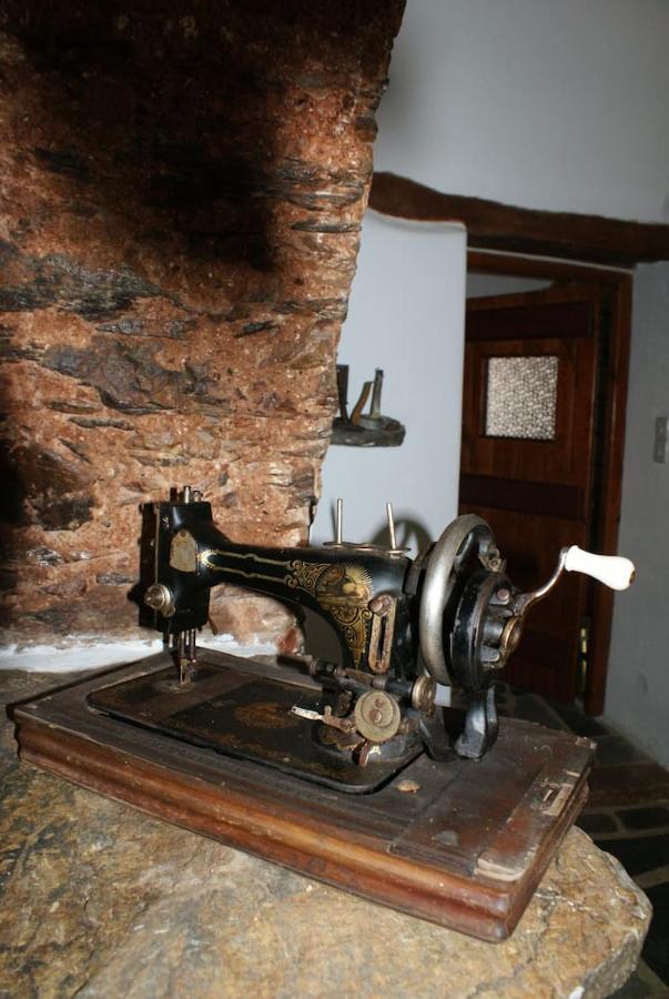 Afrodite'S House-Restaurated Oil Factory Agia  Bagian luar foto
